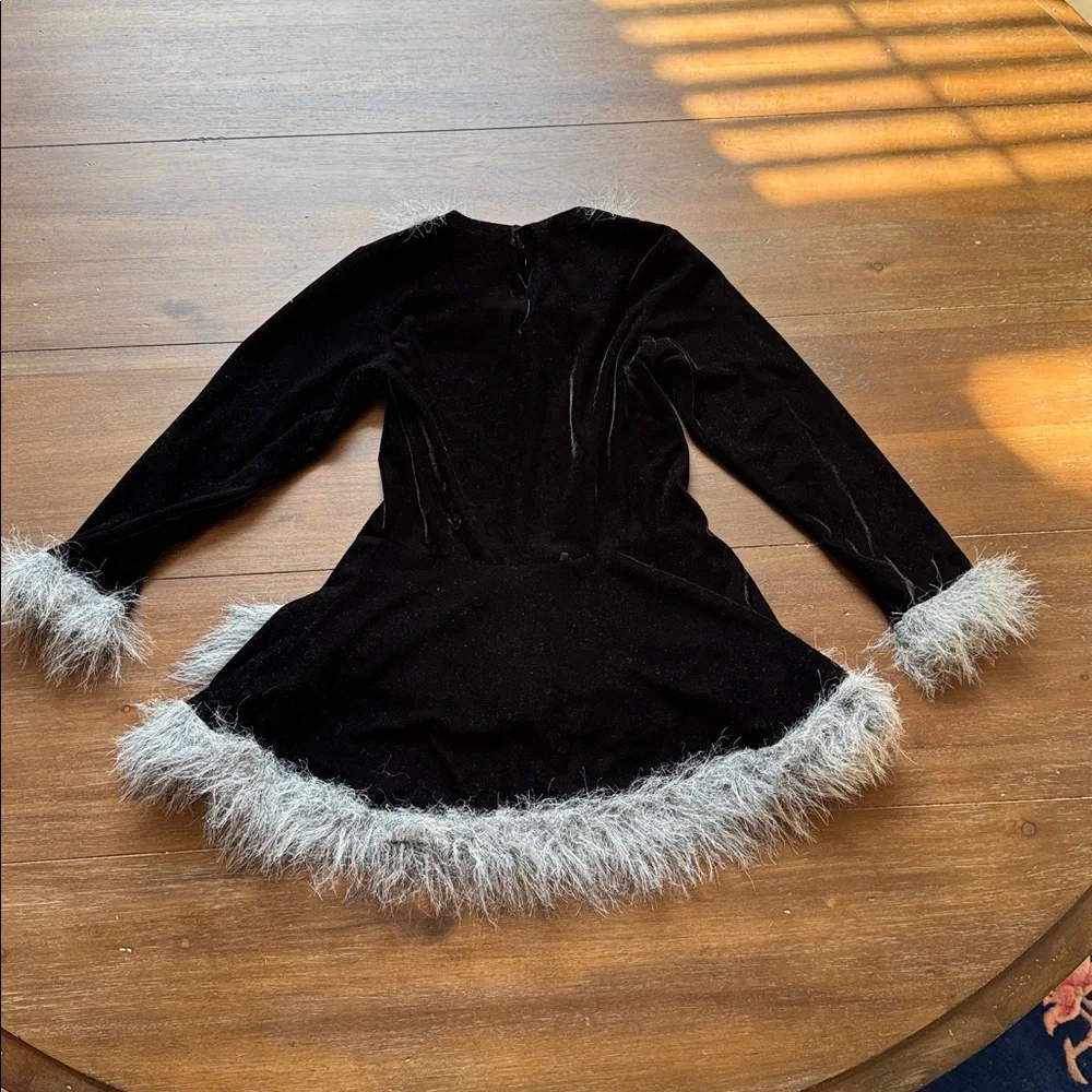 Sz M (8-10) Black and Gray Furry Cat Costume